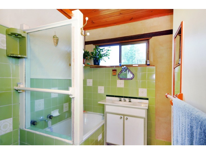 8 Mountbatten St, Blackheath NSW 2785