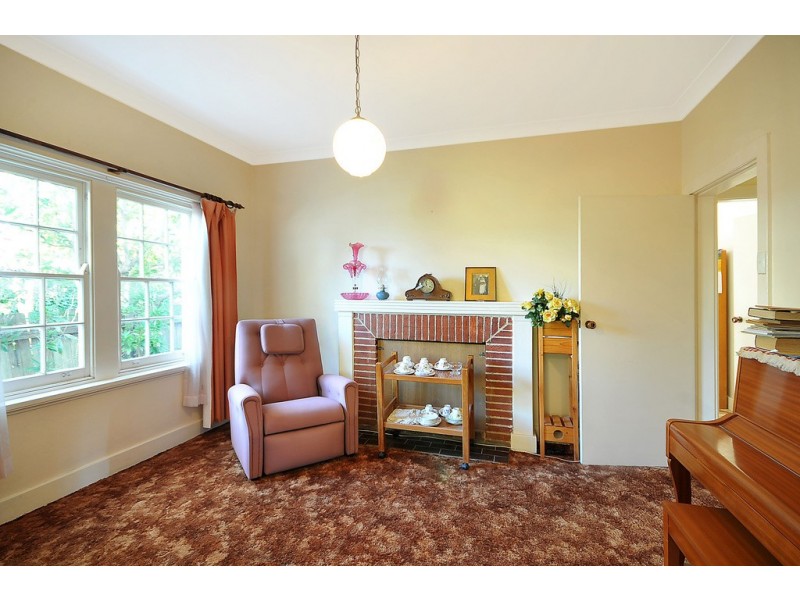 13 Grose Street, Leura NSW 2780