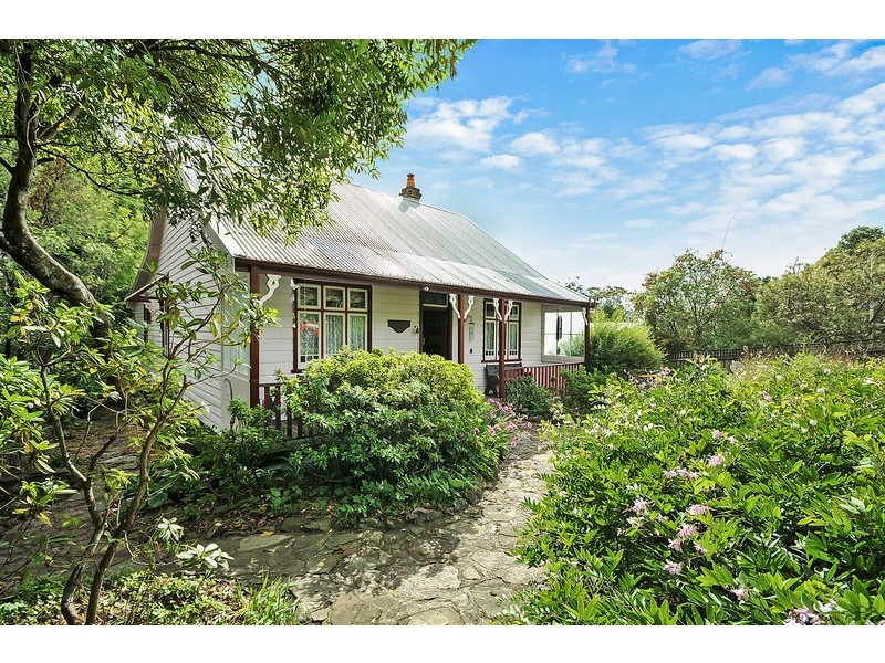 20 Falcon Street, Hazelbrook NSW 2779