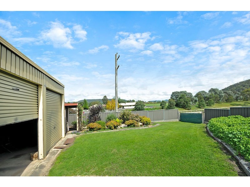 116 Sandford Avenue, Lithgow NSW 2790