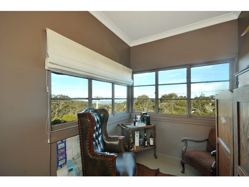 3 Miles Avenue, Katoomba NSW 2780