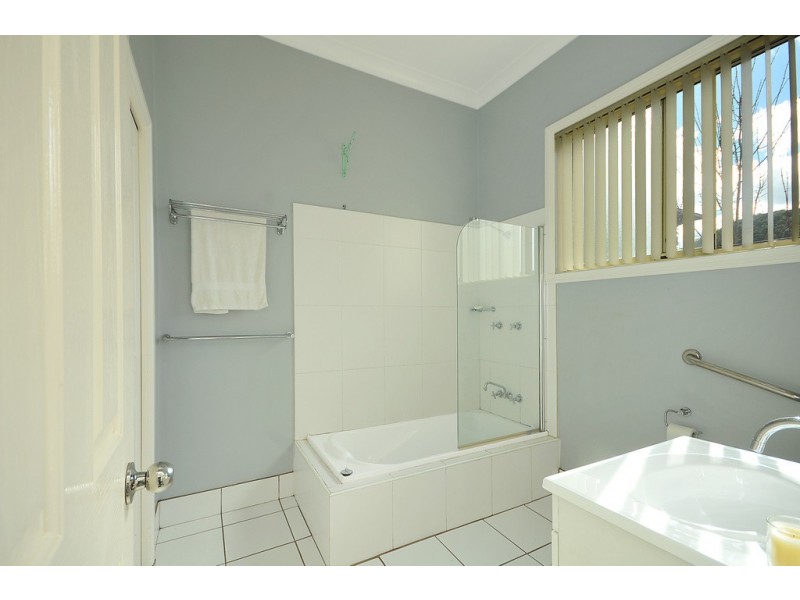 14 Read Avenue, Lithgow NSW 2790