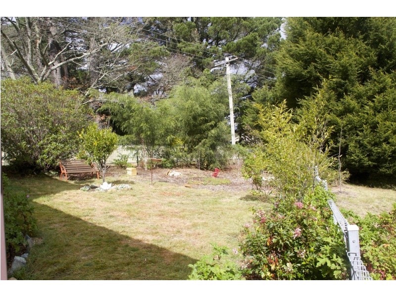 25 Neale Street, Katoomba NSW 2780