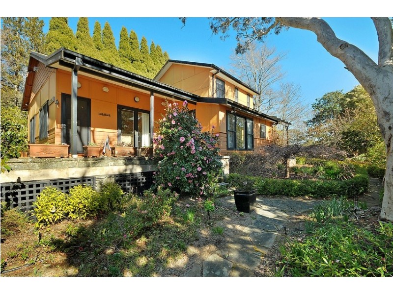 24 Rawson Parade, Leura NSW 2780