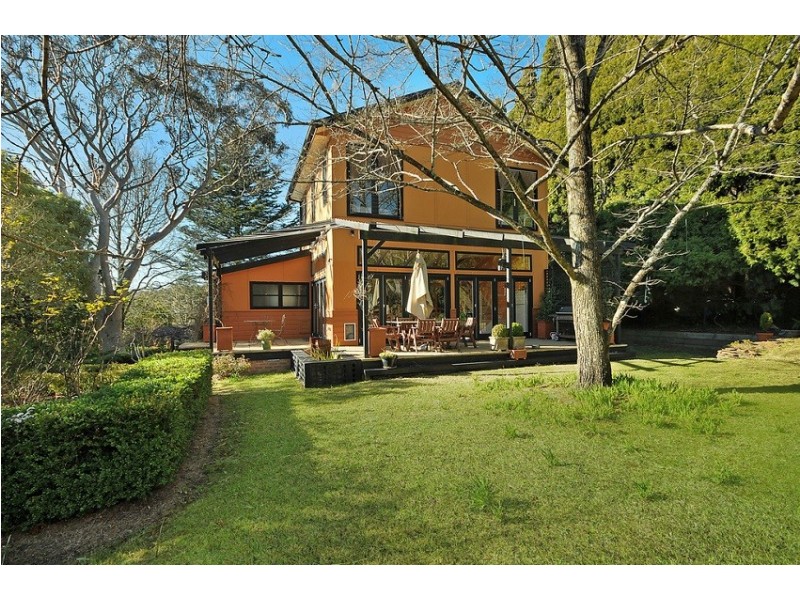 24 Rawson Parade, Leura NSW 2780