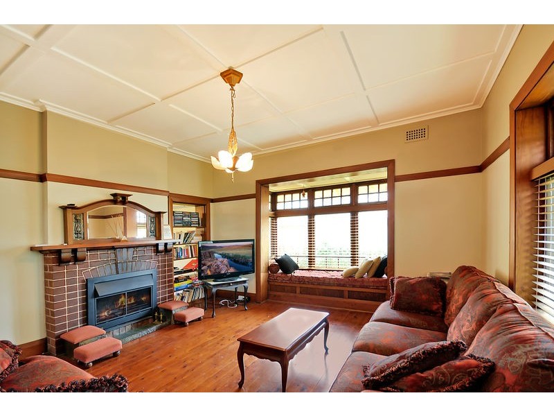 3 Carrington Avenue, Katoomba NSW 2780