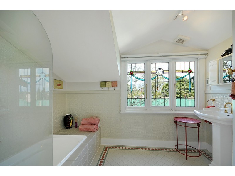 6 Jersey Avenue, Leura NSW 2780