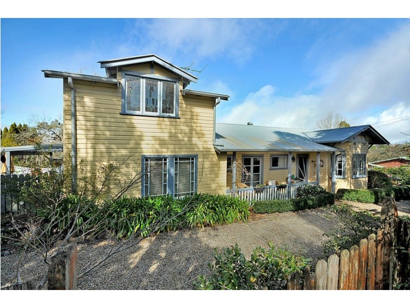 6 Jersey Avenue, Leura NSW 2780