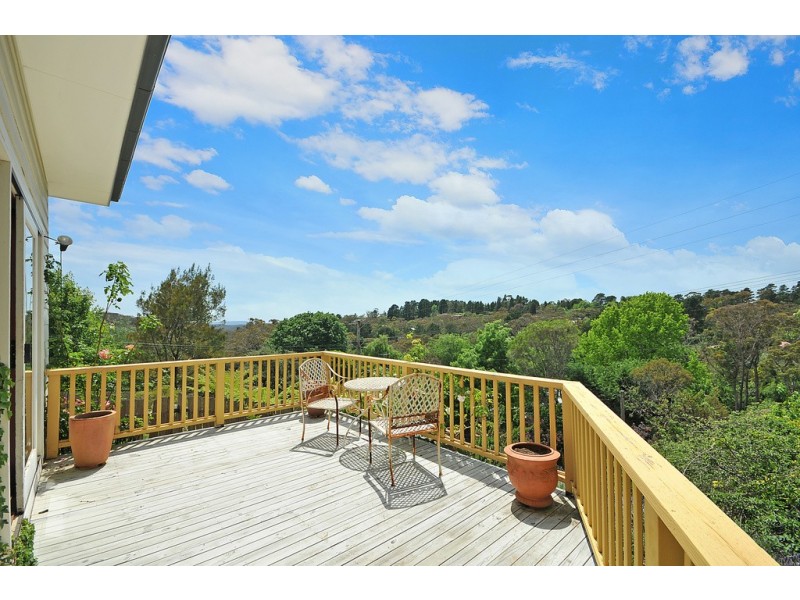 17 Eastview Avenue, Leura NSW 2780