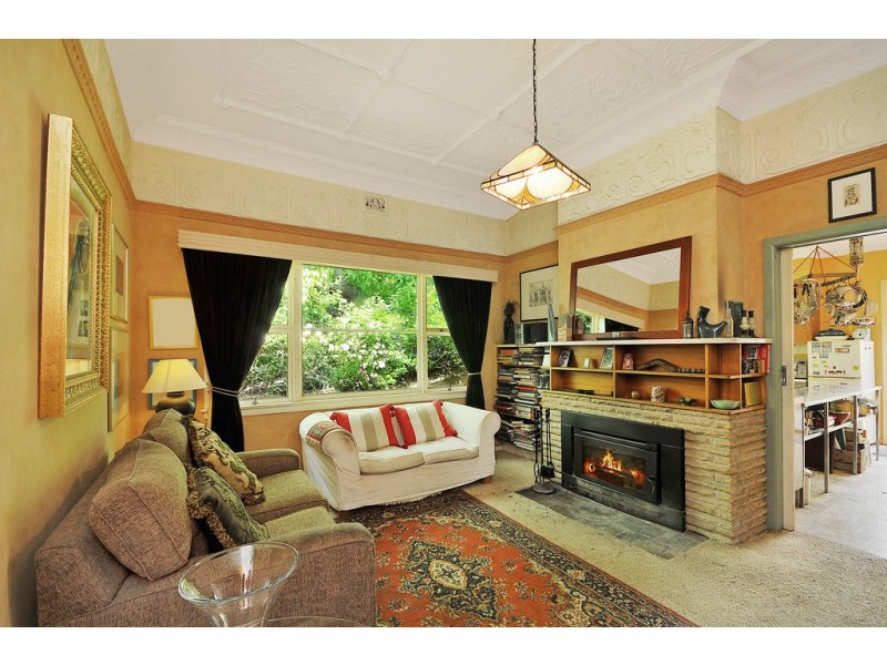 17 Eastview Avenue, Leura NSW 2780