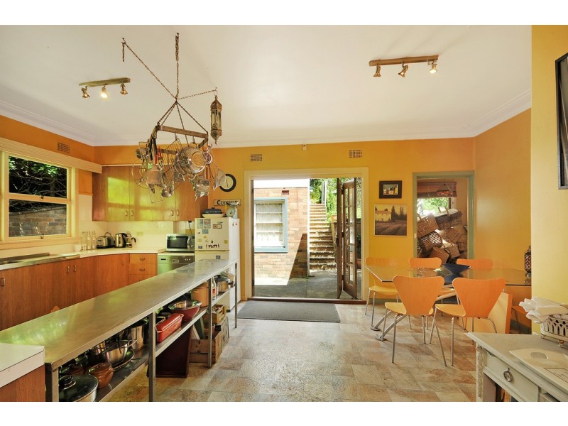 17 Eastview Avenue, Leura NSW 2780