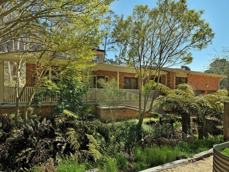 8-10 Marmion Road, Leura NSW 2780