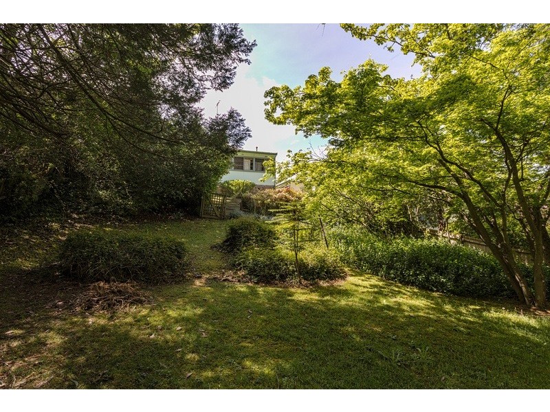 17 Abbey Street, Leura NSW 2780