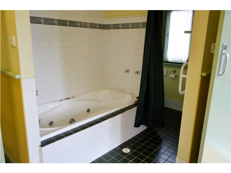 6 Murphys Lane, Wentworth Falls NSW 2782