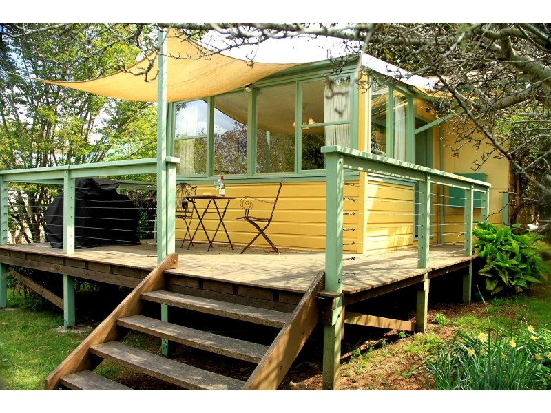 6 Murphys Lane, Wentworth Falls NSW 2782