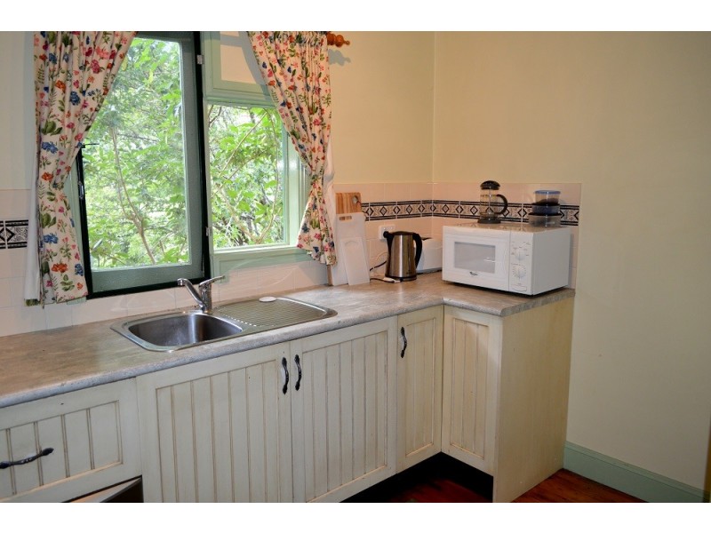 6 Murphys Lane, Wentworth Falls NSW 2782