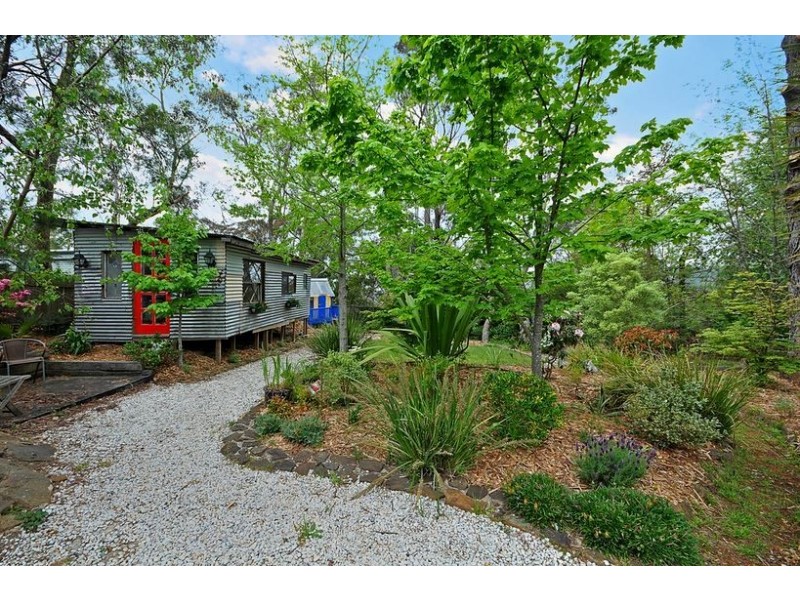 61 Queens Road, Leura NSW 2780