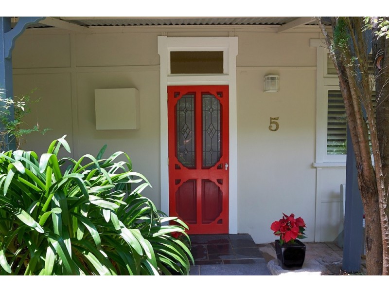 5-7 Queens Rd, Leura NSW 2780