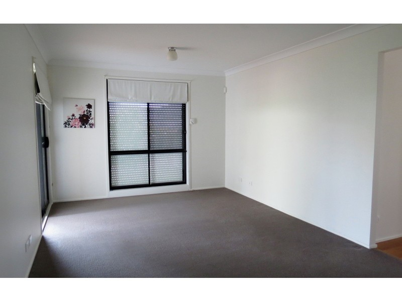 92 Landa Street, Bowenfels NSW 2790