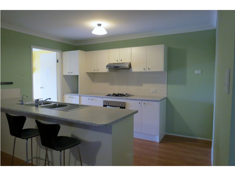 92 Landa Street, Bowenfels NSW 2790