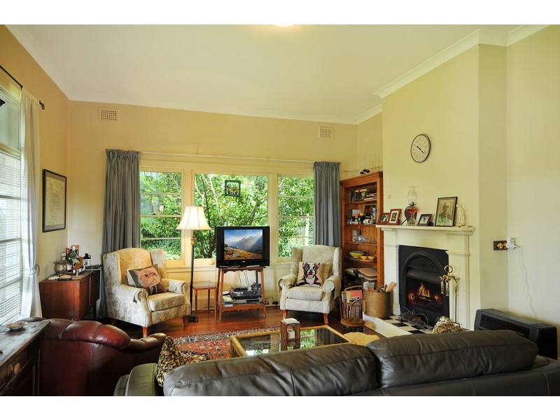 358 Great Western Highway, Wentworth Falls NSW 2782