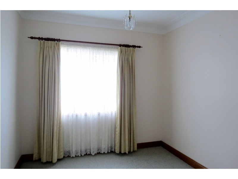 116 Sandford Avenue, Lithgow NSW 2790