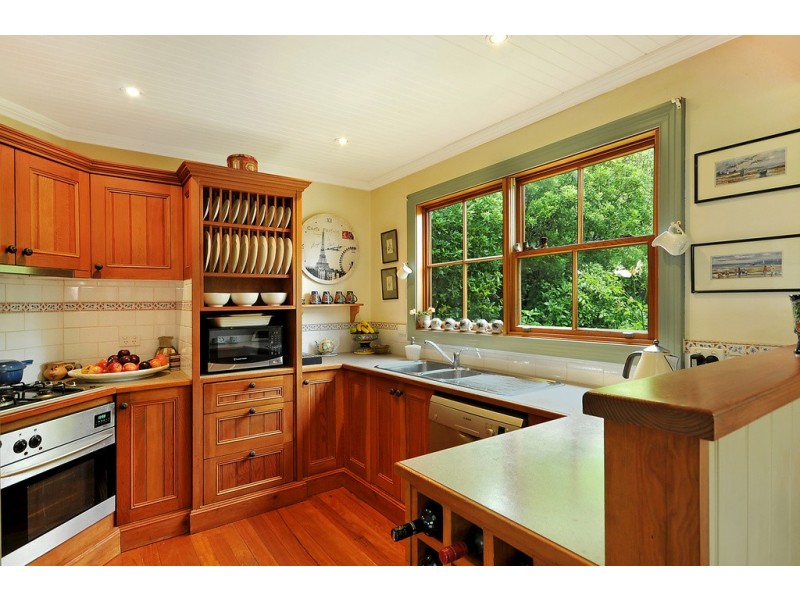 28 Shortland Street, Wentworth Falls NSW 2782