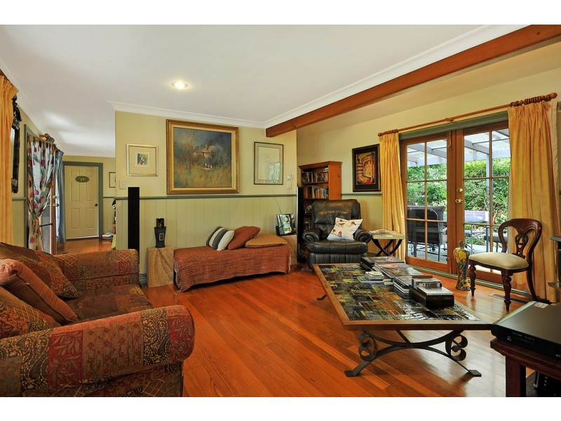 28 Shortland Street, Wentworth Falls NSW 2782