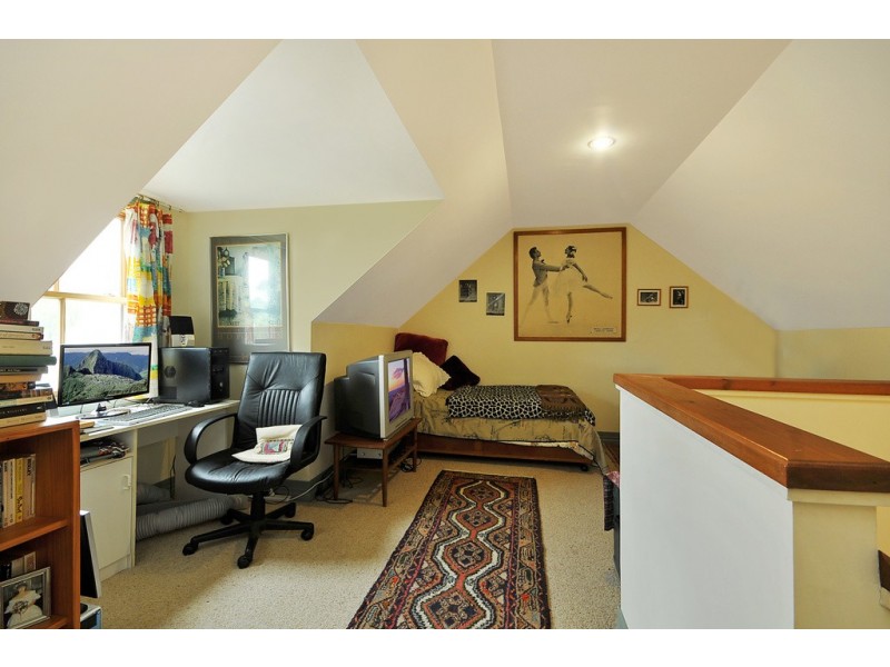 28 Shortland Street, Wentworth Falls NSW 2782