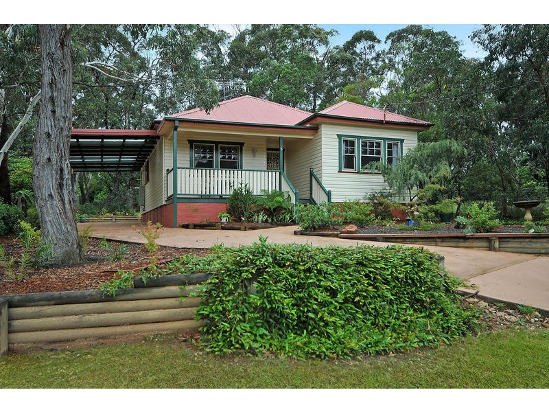 5 St Andrews Avenue, Blackheath NSW 2785
