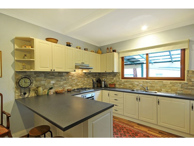 5 St Andrews Avenue, Blackheath NSW 2785