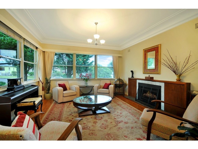 5 Rodova St, Katoomba NSW 2780