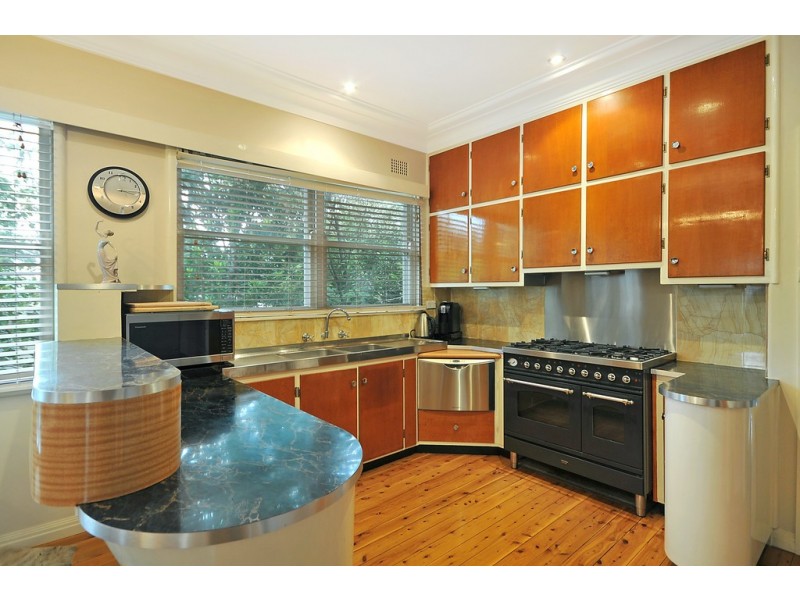 5 Rodova St, Katoomba NSW 2780