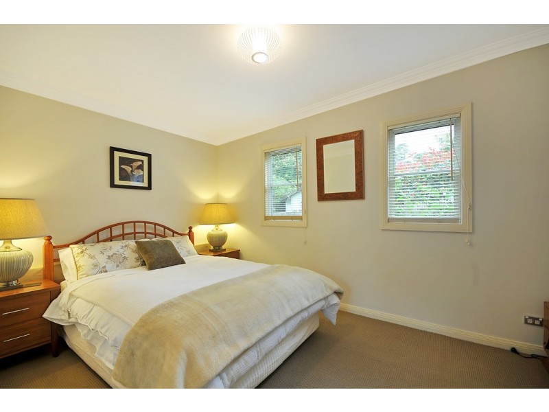 5 Rodova St, Katoomba NSW 2780