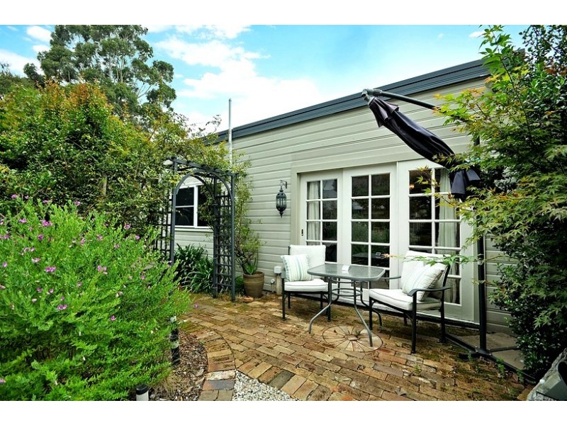 5 Rodova St, Katoomba NSW 2780