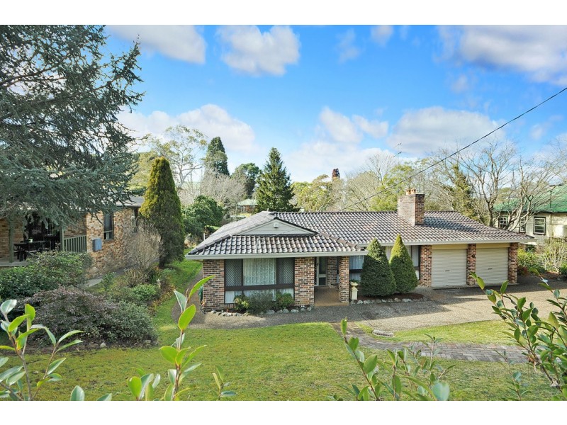 135 Wentworth Street, Blackheath NSW 2785