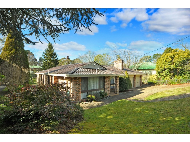 135 Wentworth Street, Blackheath NSW 2785