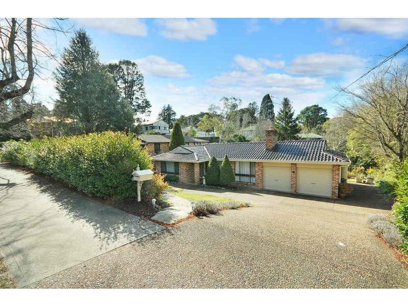 135 Wentworth Street, Blackheath NSW 2785