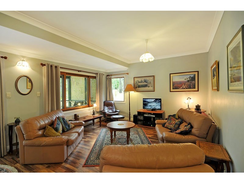5 St Andrews Avenue, Blackheath NSW 2785
