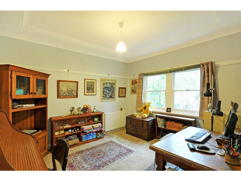 5 St Andrews Avenue, Blackheath NSW 2785