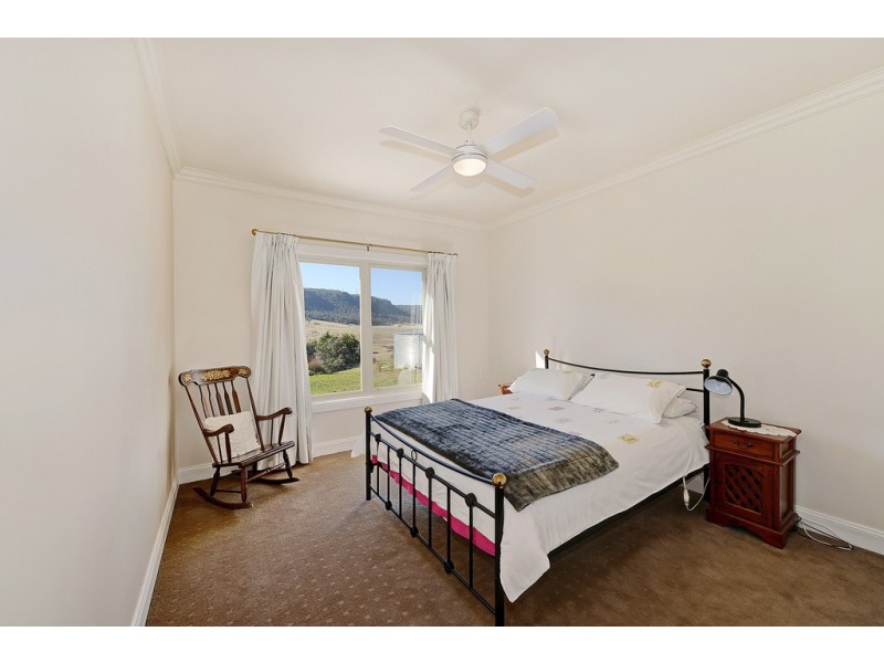 10 Dicker Drive, Little Hartley NSW 2790