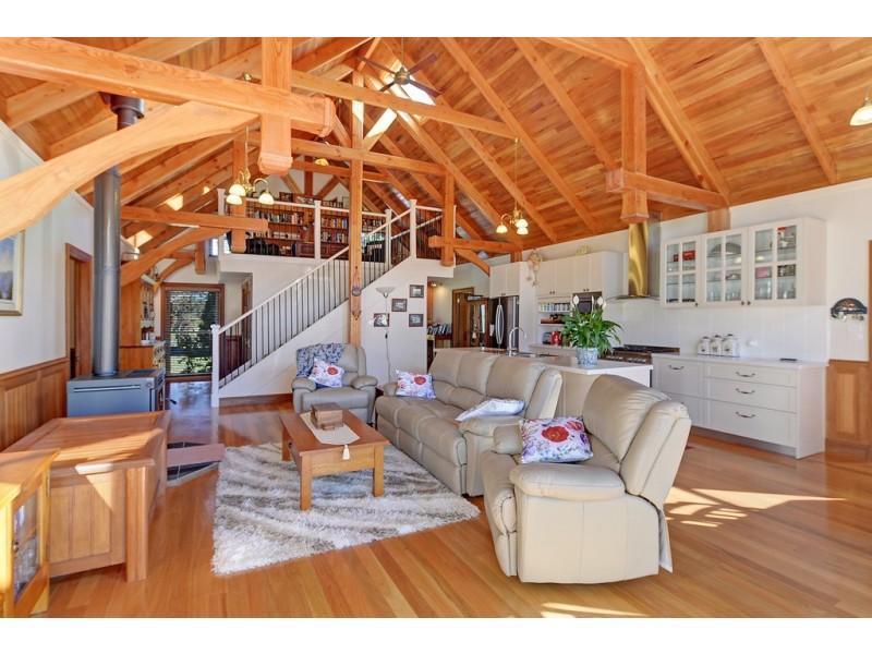 10 Dicker Drive, Little Hartley NSW 2790