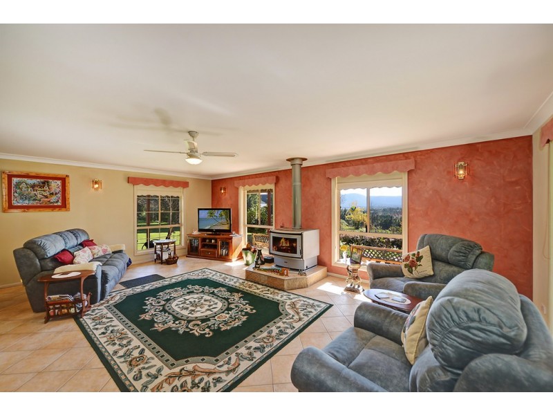 6 Dicker Drive, Little Hartley NSW 2790