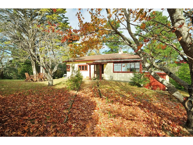 38 Nelson Avenue, Wentworth Falls NSW 2782