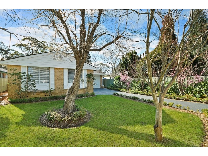 187 Blaxland Road, Wentworth Falls NSW 2782