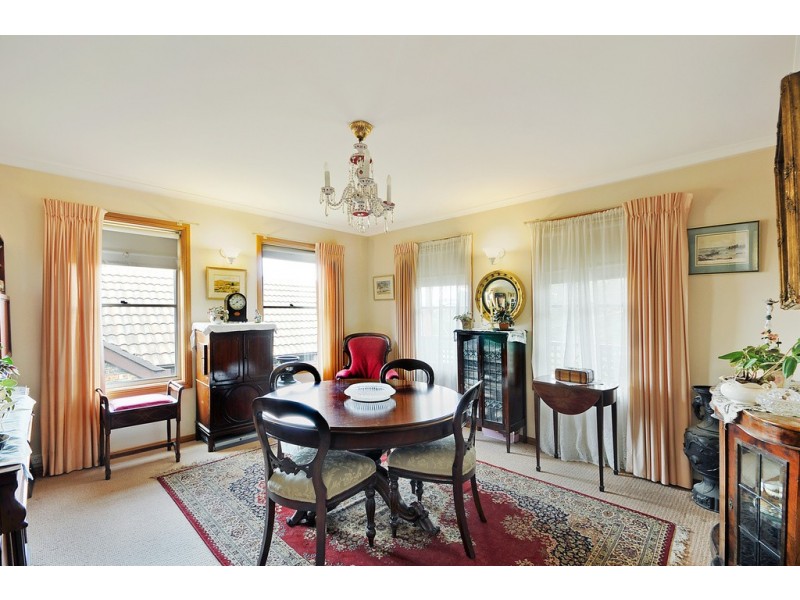 5 Geggie St, Wentworth Falls NSW 2782