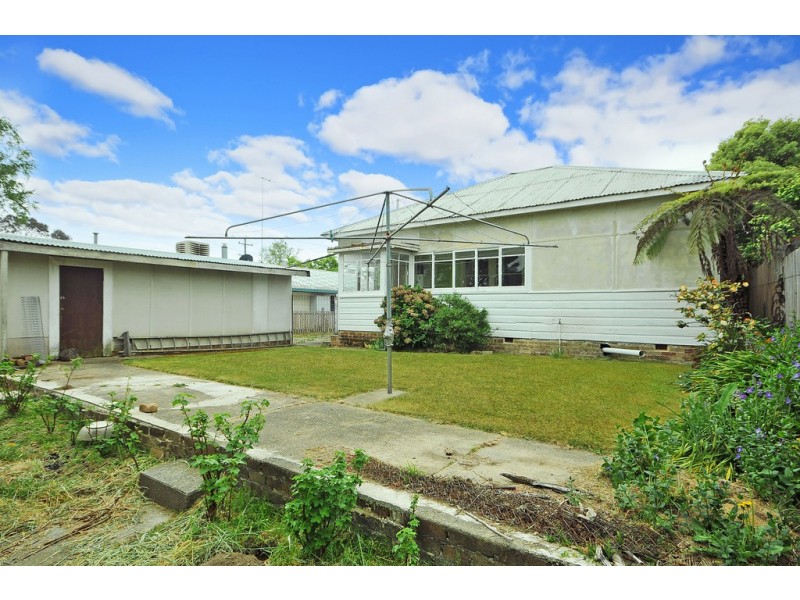 4 Woodlands Road, Katoomba NSW 2780