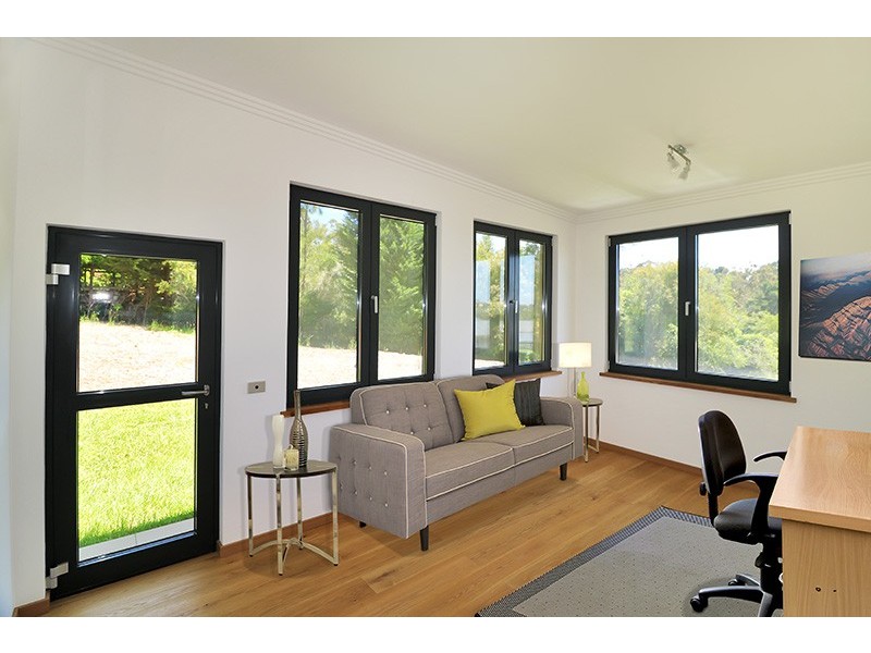 176 Valley Road, Hazelbrook NSW 2779