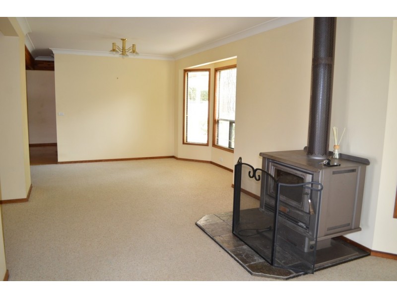 15 Hartley Esplanade, Leura NSW 2780