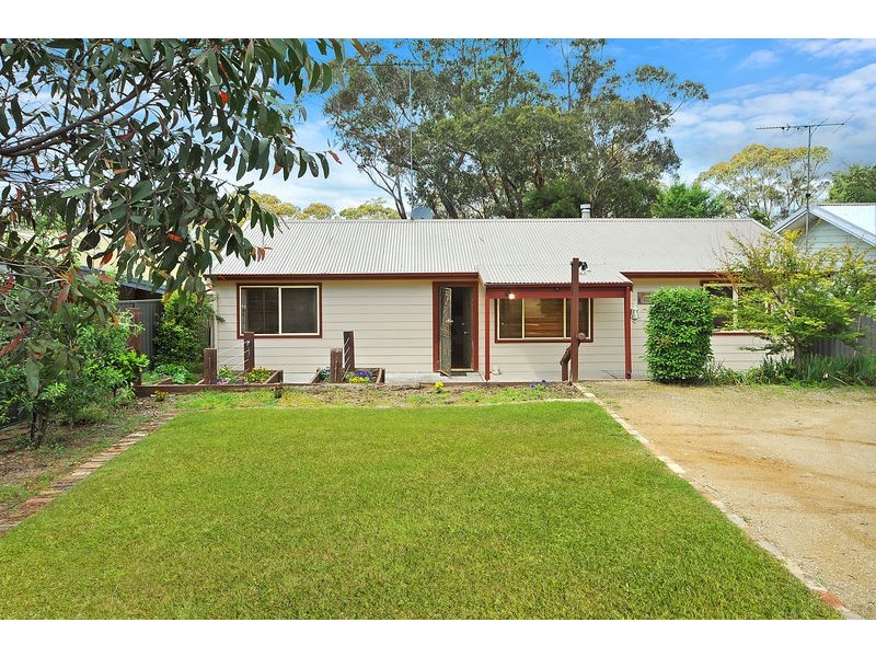 15 Great Western Highway, Mount Victoria NSW 2786